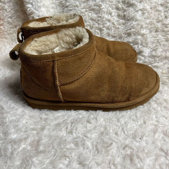 BearPaw Leather suede Tan short Boots with sheepskin and wool lining blend SZ8 - Picture 3 of 12